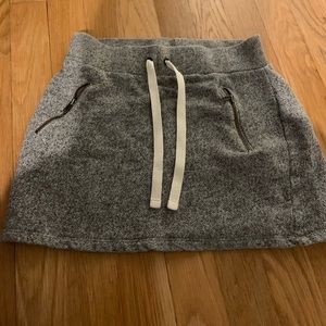 GAP skirt